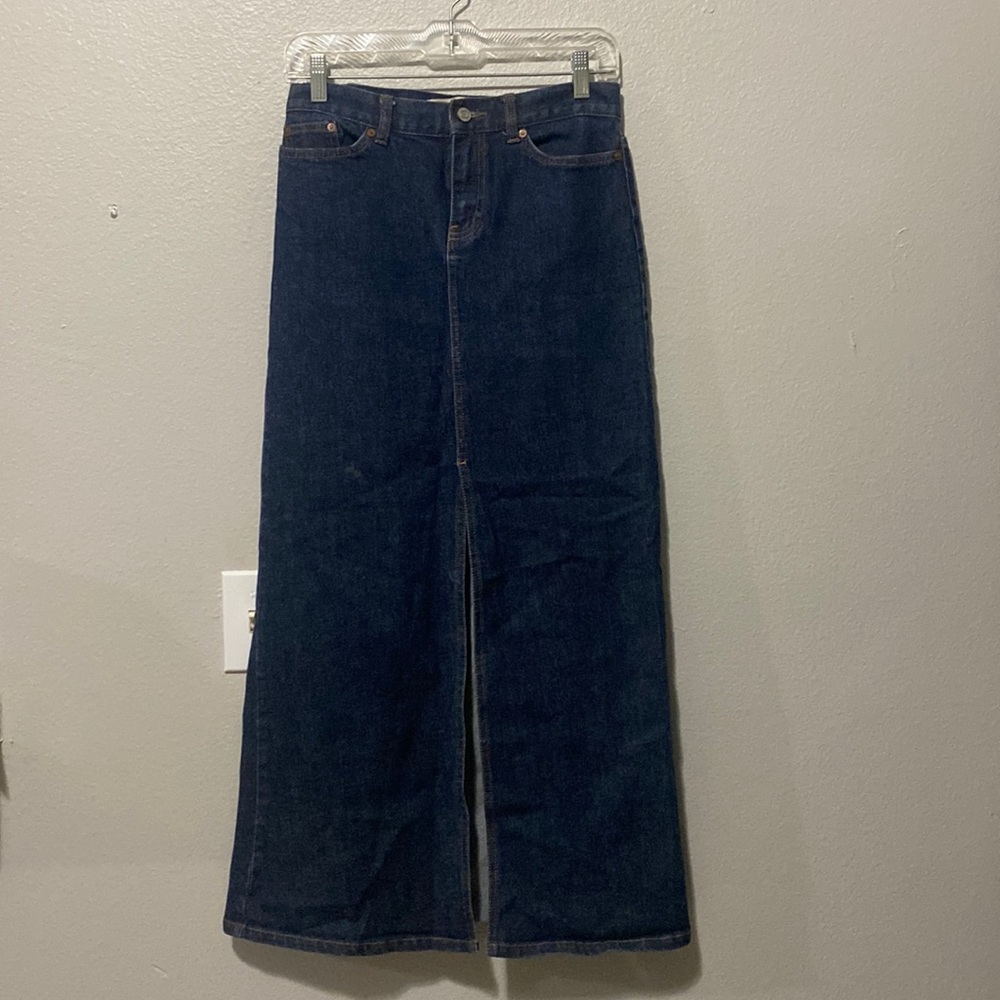 GAP Long denim skirt Size 2